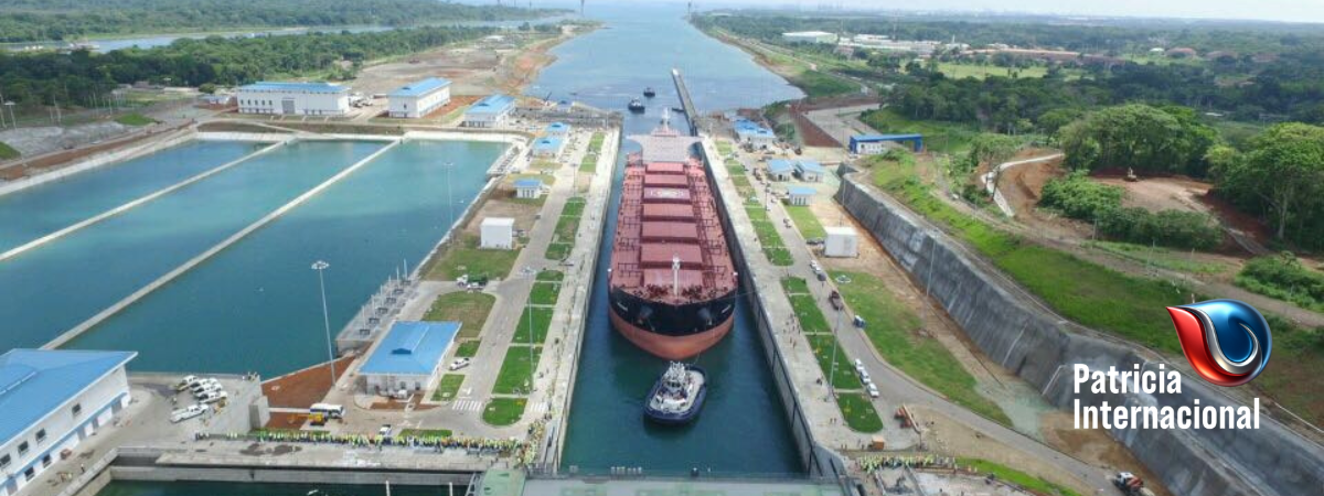 Vista aérea del Canal de Panamá - Patricia Internacional